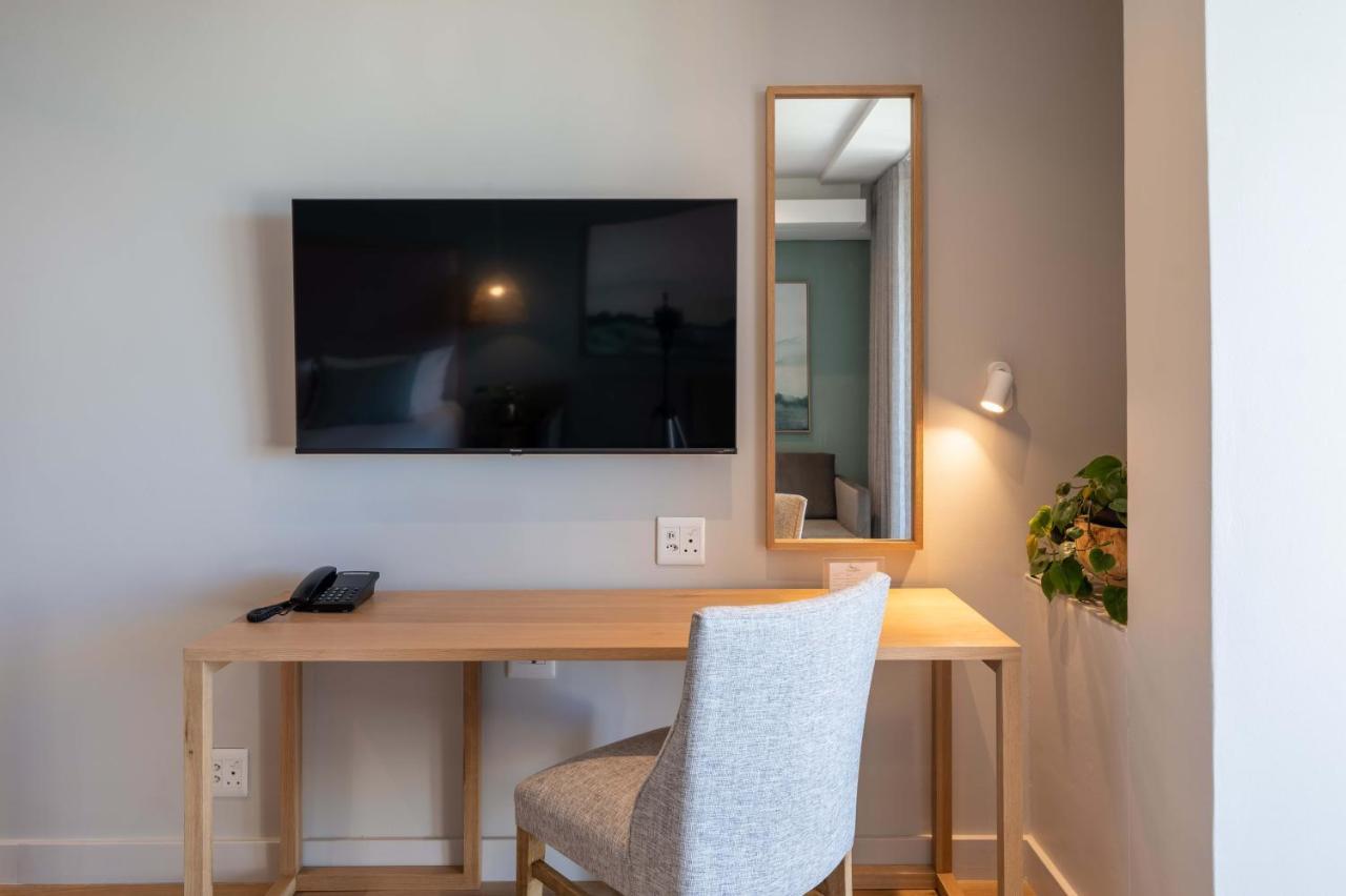 Plett Quarter - Lion Roars & Hotel Plettenberg Bay