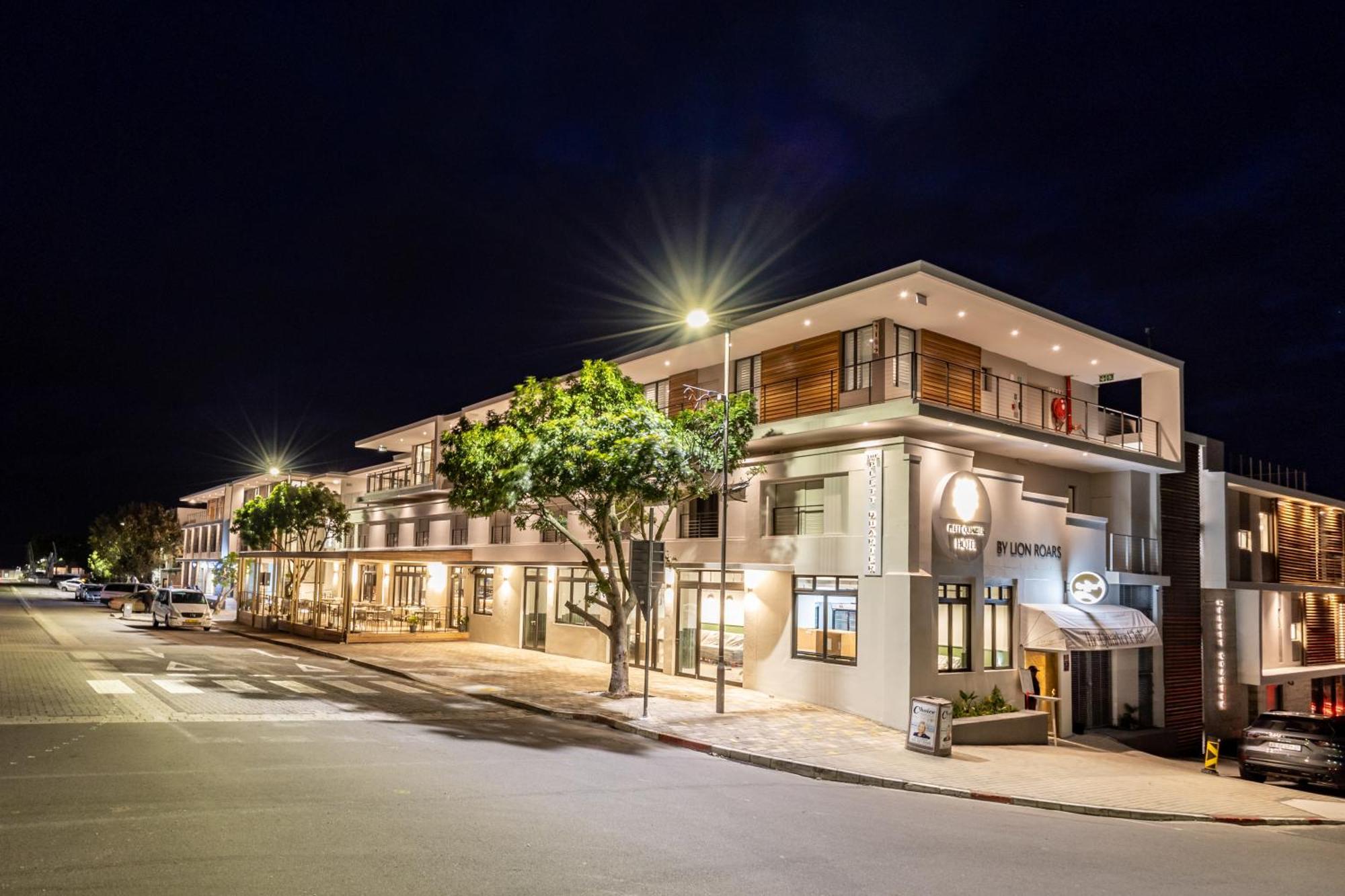 Plett Quarter - Lion Roars & 4* Plettenberg Bay