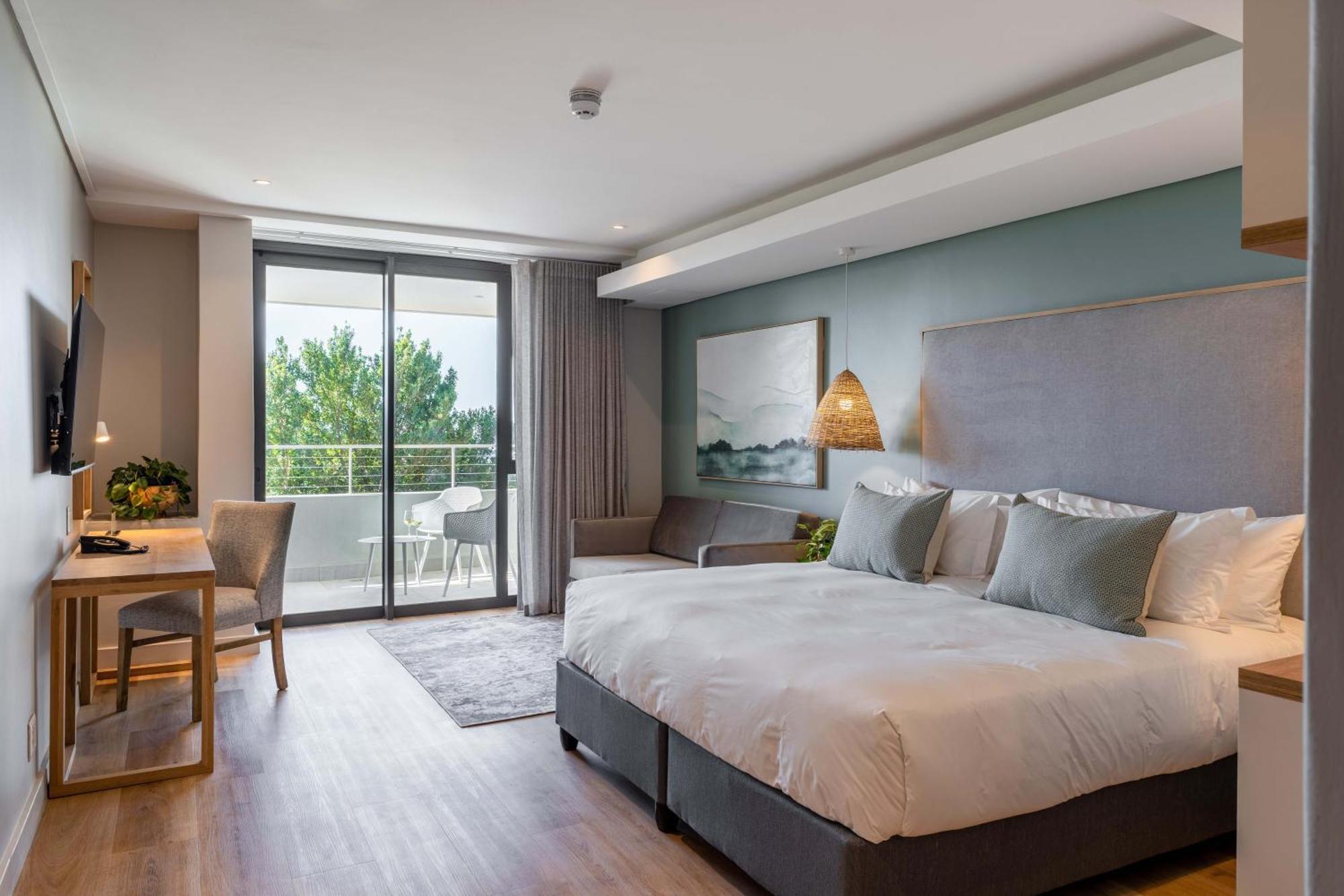Plett Quarter - Lion Roars & 4*