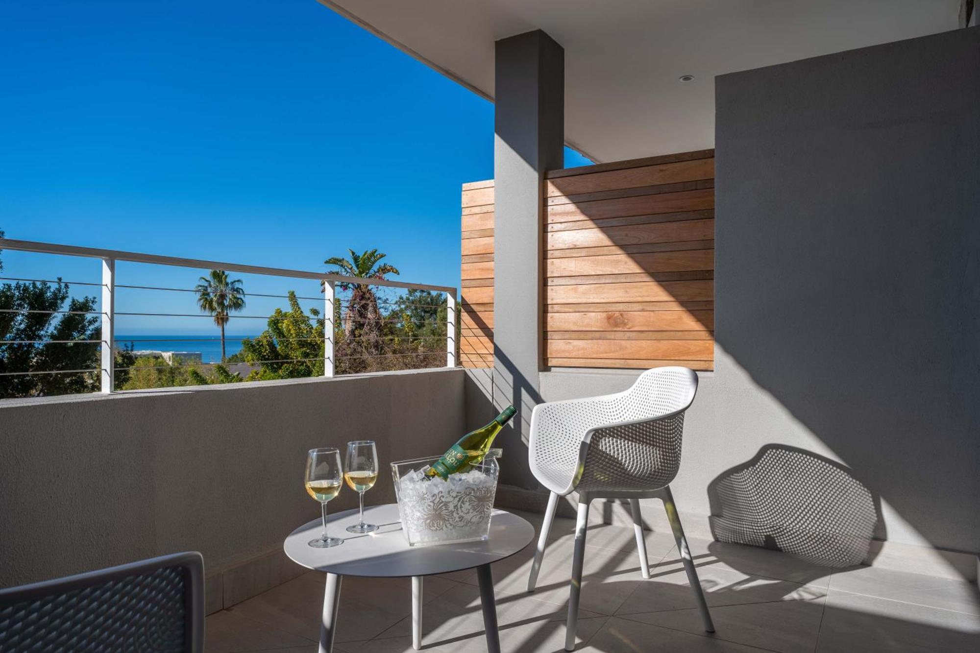 Plett Quarter - Lion Roars & 4*